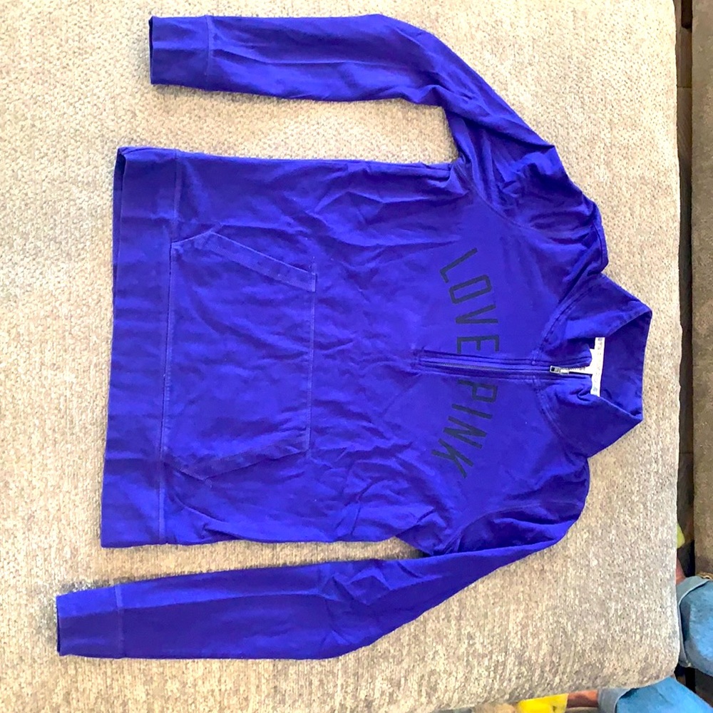 Long sleeve workout top